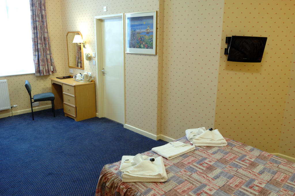 Madeira Hotel Falmouth Bilik gambar